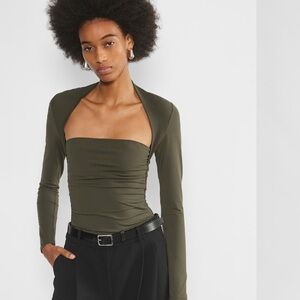 Contour Flourish Top